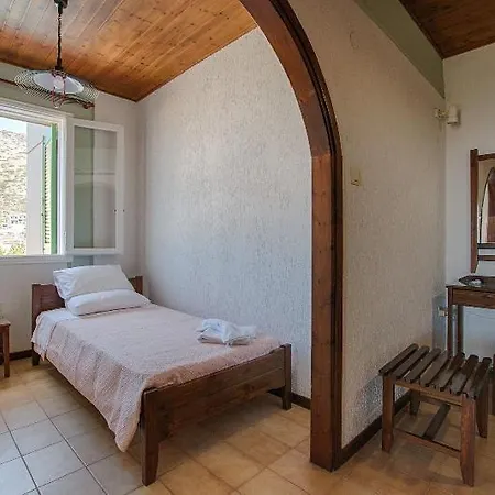 Mitos Village Otel 4*