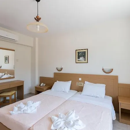 Otel Mitos Village 4*